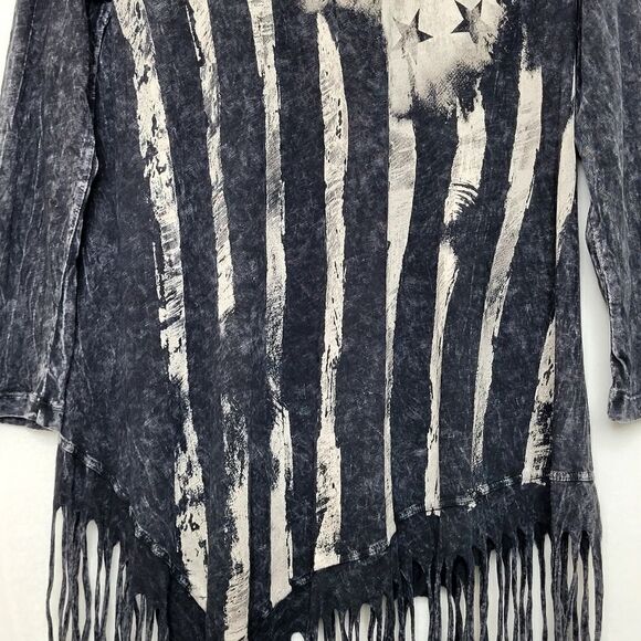 Jess & Jane American Flag Acid Wash Fringe Long Sleeve Top Size Small - Picture 3 of 8